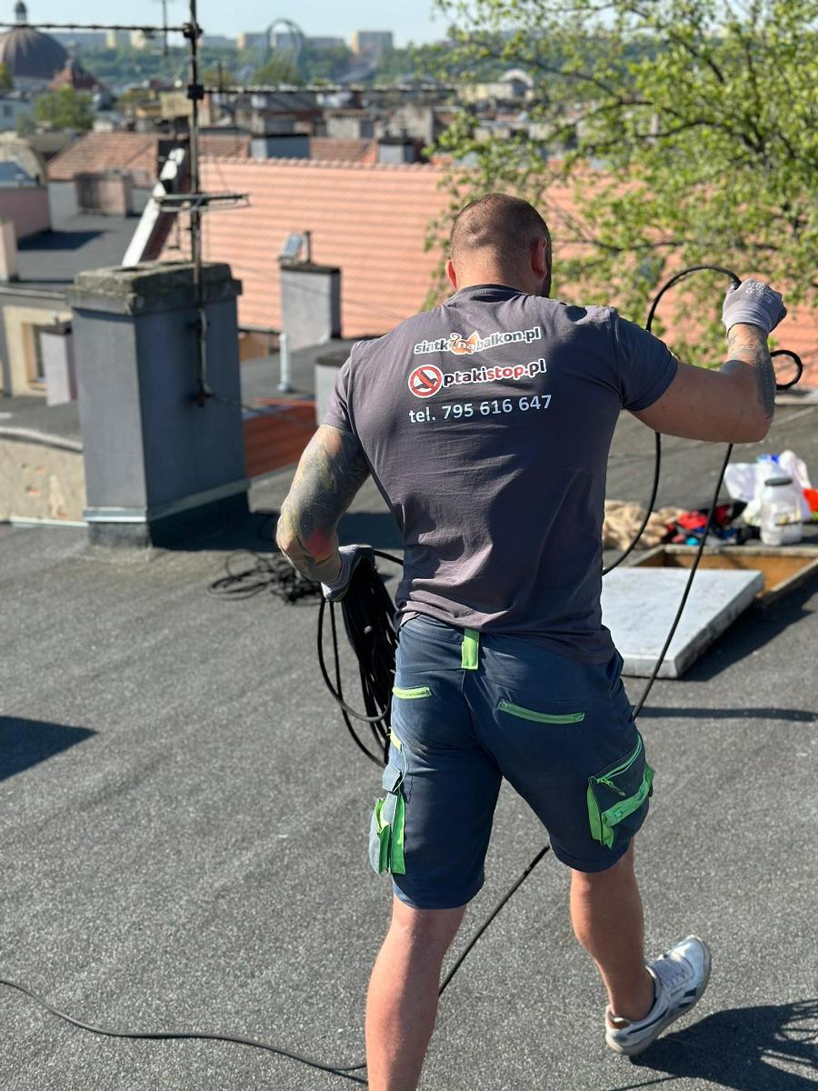 montaz-siatek-na-ptaki (1)